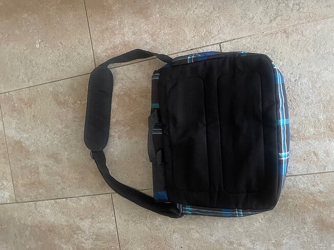  Beden Jansport postacı canta