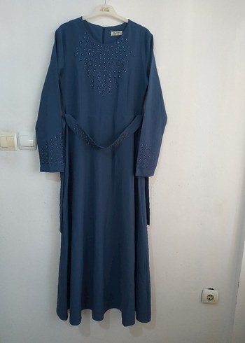 Boncuk İşlemeli Mavi Uzun Kadın Elbise - Görsel 3