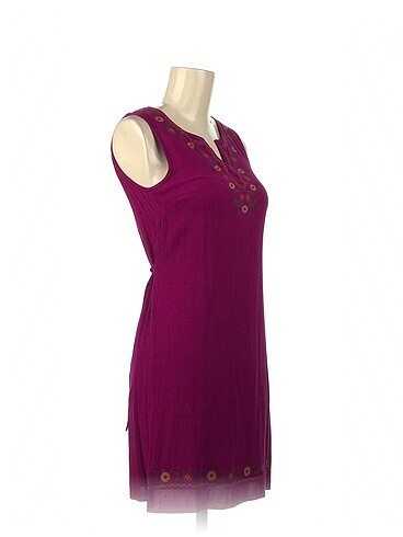 Diğer PreLoved Kısa Elbise %70 İndirimli.
