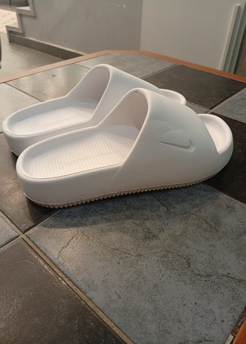 Nike Erkek Beyaz Minimalist Terlik