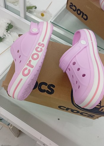 Pembe Crocs yapışkan izi olan ürün - Görsel 3