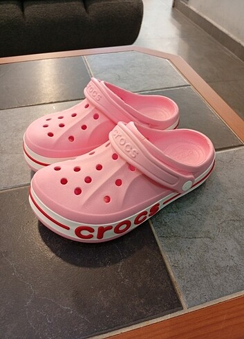 Pembe crocs terlik Vietnam icon model
