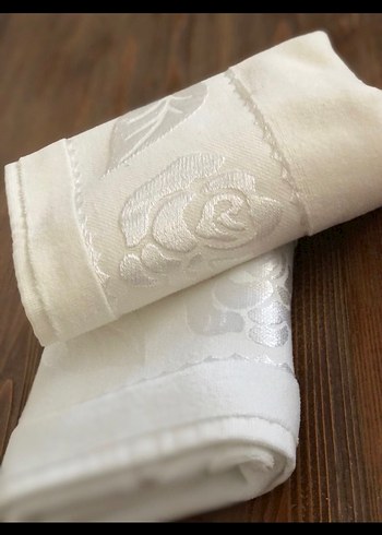 İşlemeli krem Havlu - Görsel 6