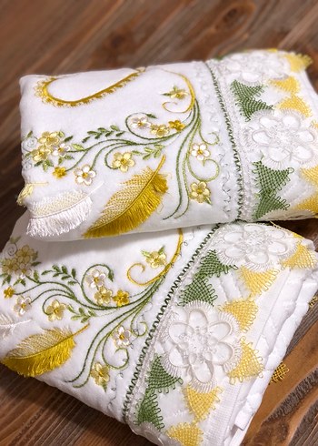 Nakışlı Beyaz Havlu  1 adet - Görsel 2