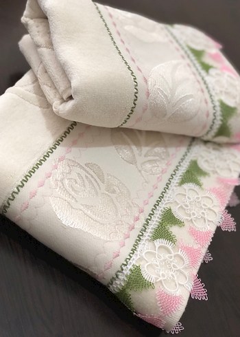 Nakışlı krem Pastel Havlu 1 adet - Görsel 2
