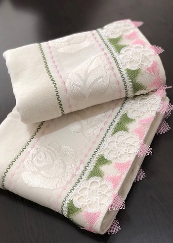 Nakışlı krem Pastel Havlu 1 adet - Görsel 4