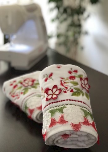 Nakışlı Beyaz Renkli havlu 1 adet - Görsel 2