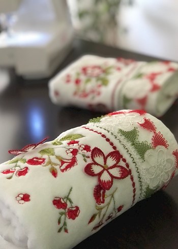 Nakışlı Beyaz Renkli havlu 1 adet - Görsel 3