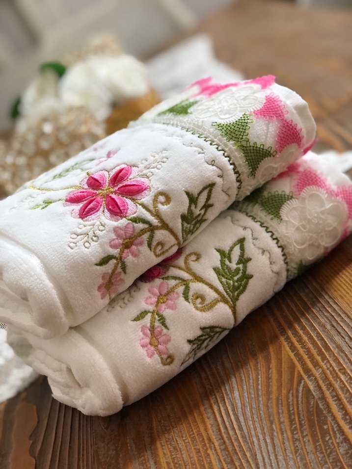 Pembe Nakışlı Konvansiyonel Havlu - Görsel 3