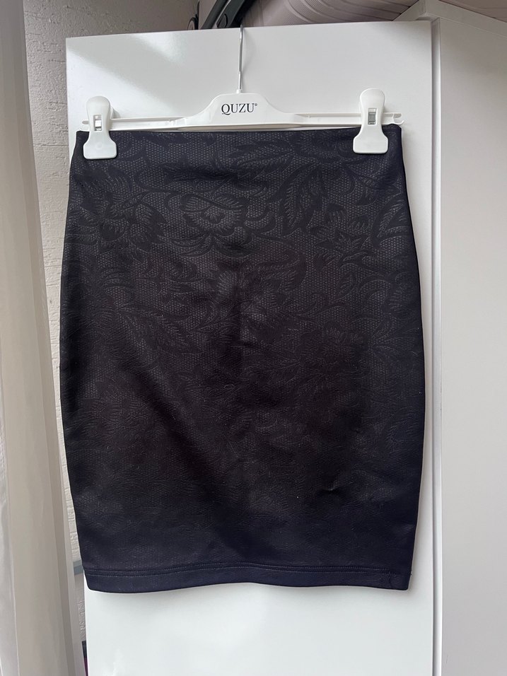 Drapeli Siyah Kalem Etek - Görsel 2