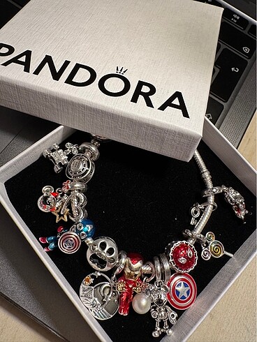 Beden beyaz Renk PANDORA CHARMLAR ????????