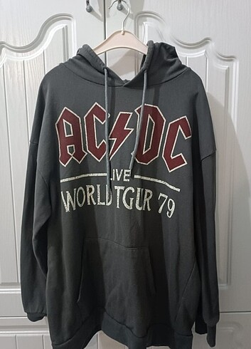 Acdc sweat