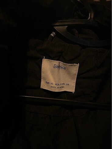 xs Beden Bershka şişme mont