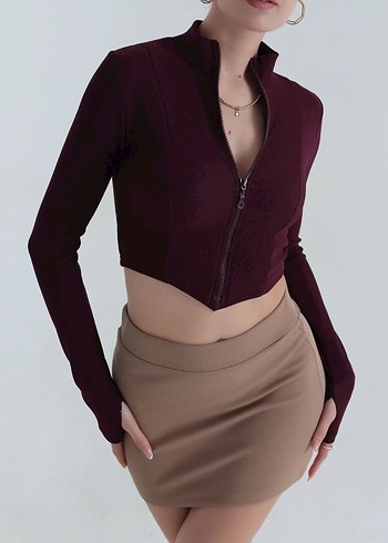 Bershka Bordo Yüksek Yakalı Crop Top