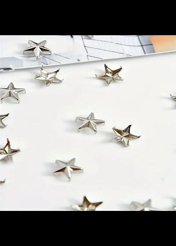 Siyah Yıldız Desenli ayakkabı charm - Görsel 3