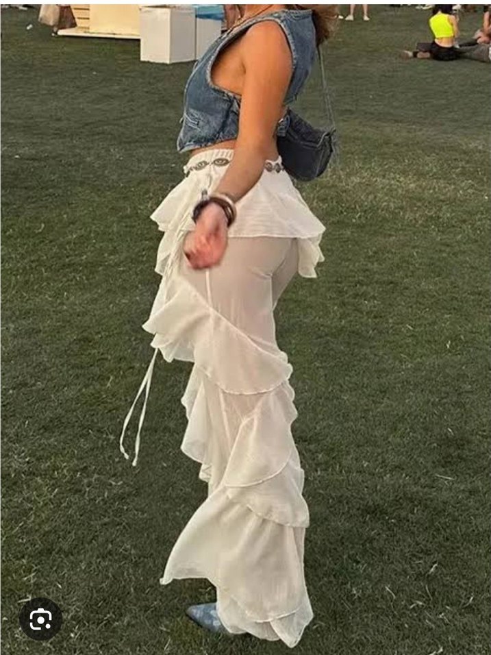 Beyaz Fırfırlı Bohem Kadın Salaş Pantolon - Görsel 3