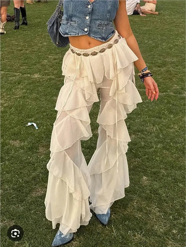 Beyaz Fırfırlı Bohem Kadın Salaş Pantolon - Görsel 2