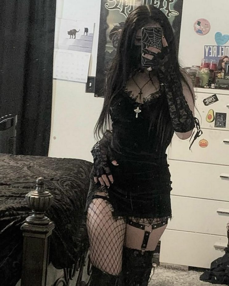 Dantel Detaylı Siyah Gotik Mini Elbise - Görsel 5