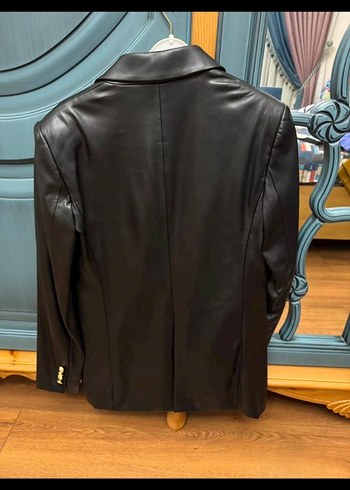 Düğmeli Siyah Deri Kadın Ceket - Görsel 3