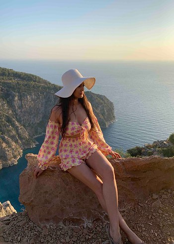 s Beden sarı Renk Sarı Dantel Detaylı Mini Straplez Kadın Tulum
