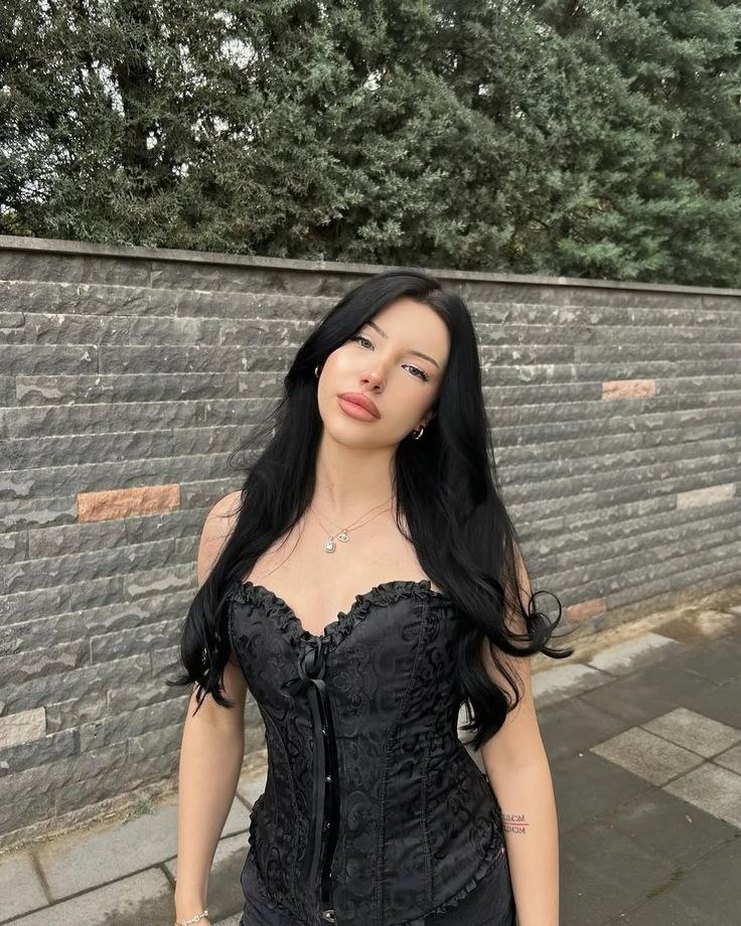 Siyah Fırfırlı Straplez Gotik Büstiyer - Görsel 5