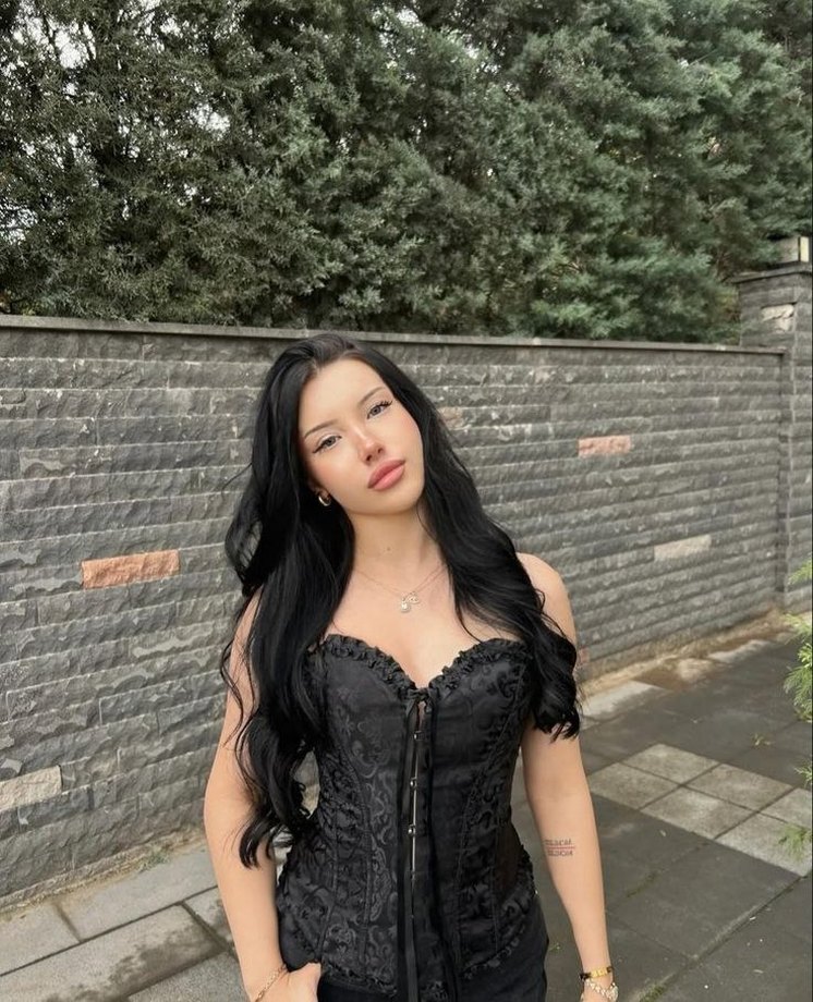 Siyah Fırfırlı Straplez Gotik Büstiyer - Görsel 2