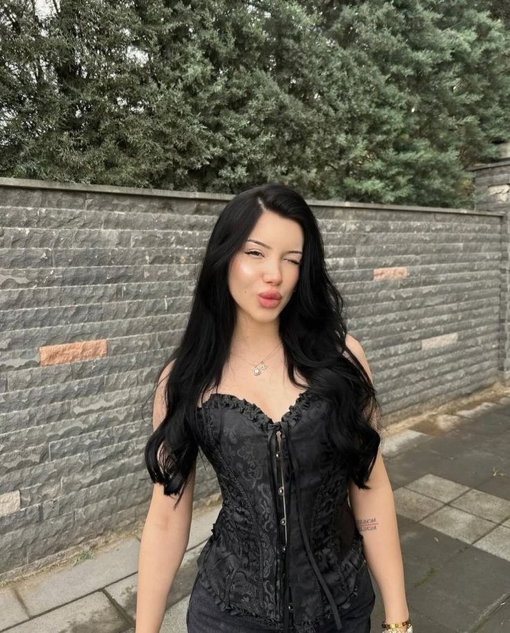 Siyah Fırfırlı Straplez Gotik Büstiyer - Görsel 3