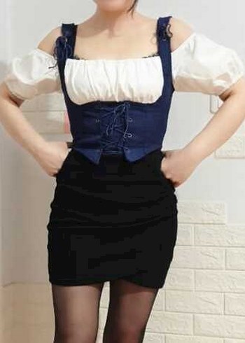 s Beden lacivert Renk korseli crop