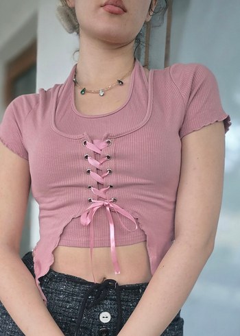 Pembe Dantelli Bağcıklı Crop Top - Görsel 2