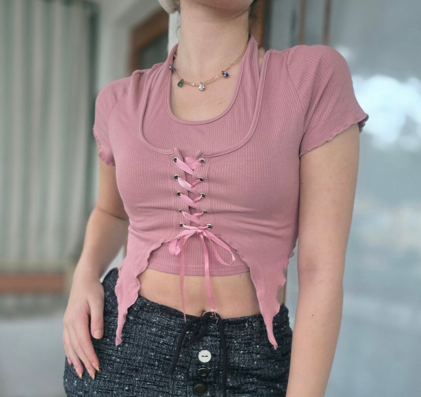 Pembe Dantelli Bağcıklı Crop Top - Görsel 5