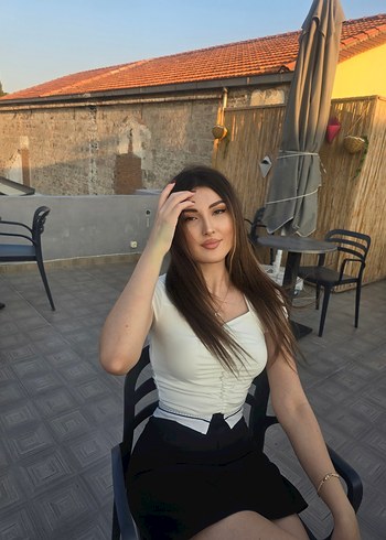 Trendyol & Milla beyaz crop