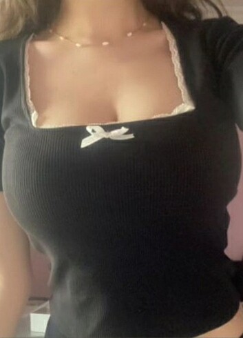 Urban Outfitters Lolita crop