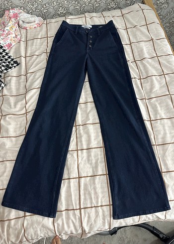 s Beden Düğmeli Lacivert Kadın Midi Kot Pantolon