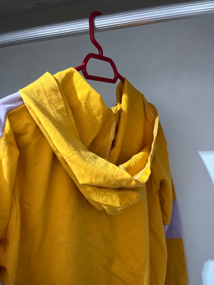 Sarı Kapüşonlu Salaş Sweatshirt - Görsel 3