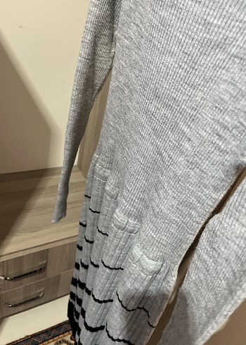 Gri Çizgili Uzun Triko Elbise - Görsel 5