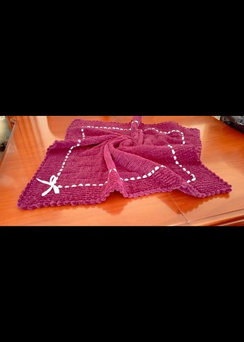 Mor Nakışlı Örgü Çocuk Battaniyesi - Görsel 3