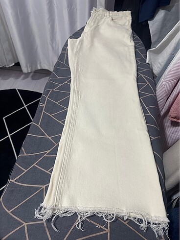 MANGO JEAN 44 beden
