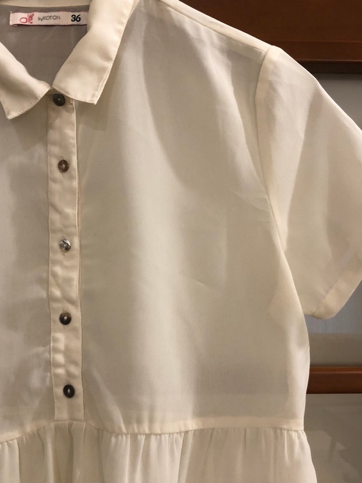 Düğmeli Kısa Kollu krem rengi Şifon Gömlek - Görsel 4