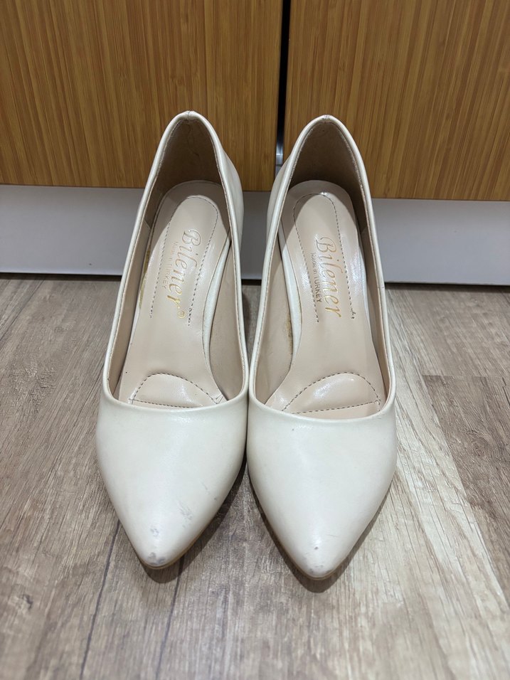 Beyaz Stiletto Topuklu Kadın Ayakkabı - Görsel 2