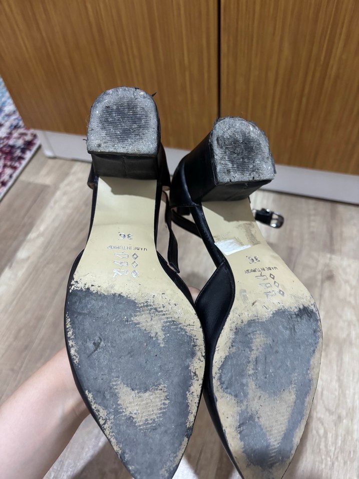 Siyah Deri Stiletto Topuklu Kadın Ayakkabı - Görsel 4