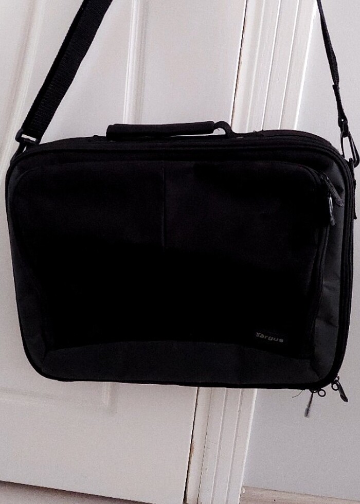 Bilgisayar Çantası - Görsel 4