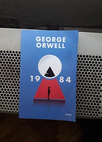 1984 - George Orwell 