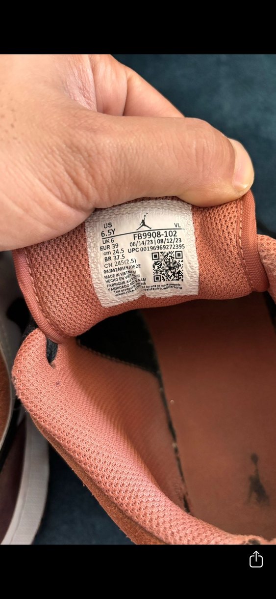 Siyah-Kahverengi Nike Air Jordan Sneakers - Görsel 4