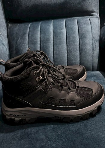 Skechers 40