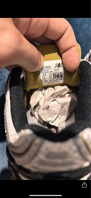 37 Beden gri Renk Orijinal New balance 1906r