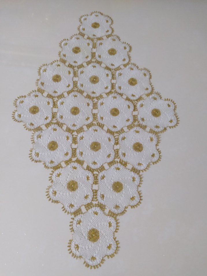 Altın İşlemeli Beyaz ine oyasi l Masa Örtüsü - Görsel 3
