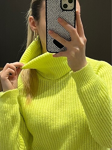 Diğer Neon sarı boğazlı kazak