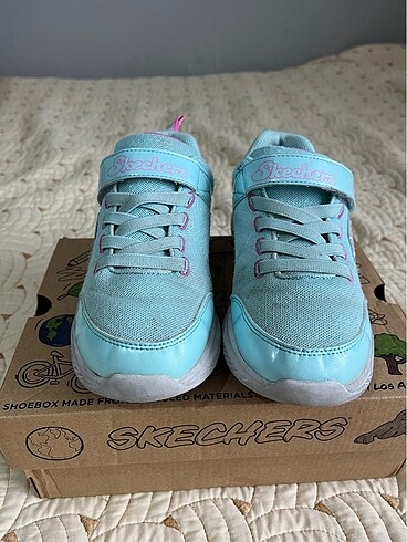 Skechers çocuk ayakkabı 35 numara