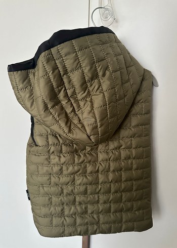 Erkek Çocuk Yelek - Görsel 2