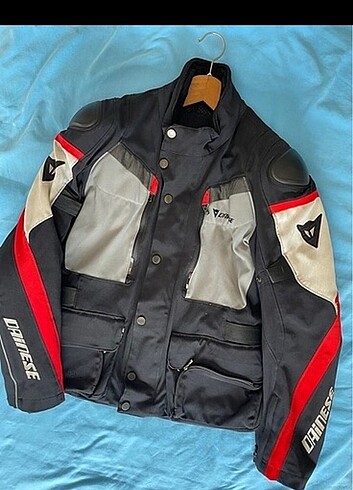 Dainese Motosiklet Montu